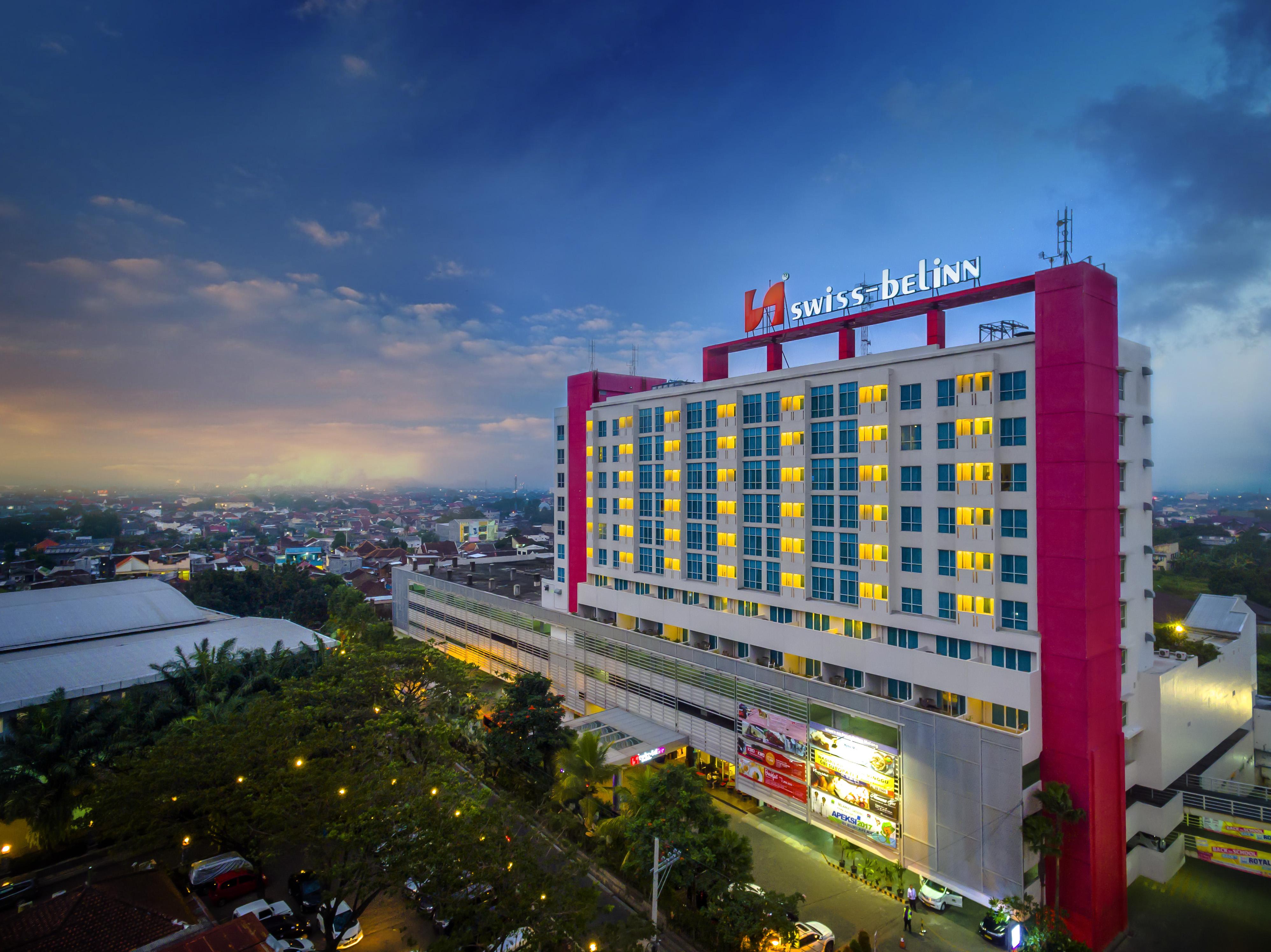 Swiss-Belinn Malang Dış mekan fotoğraf