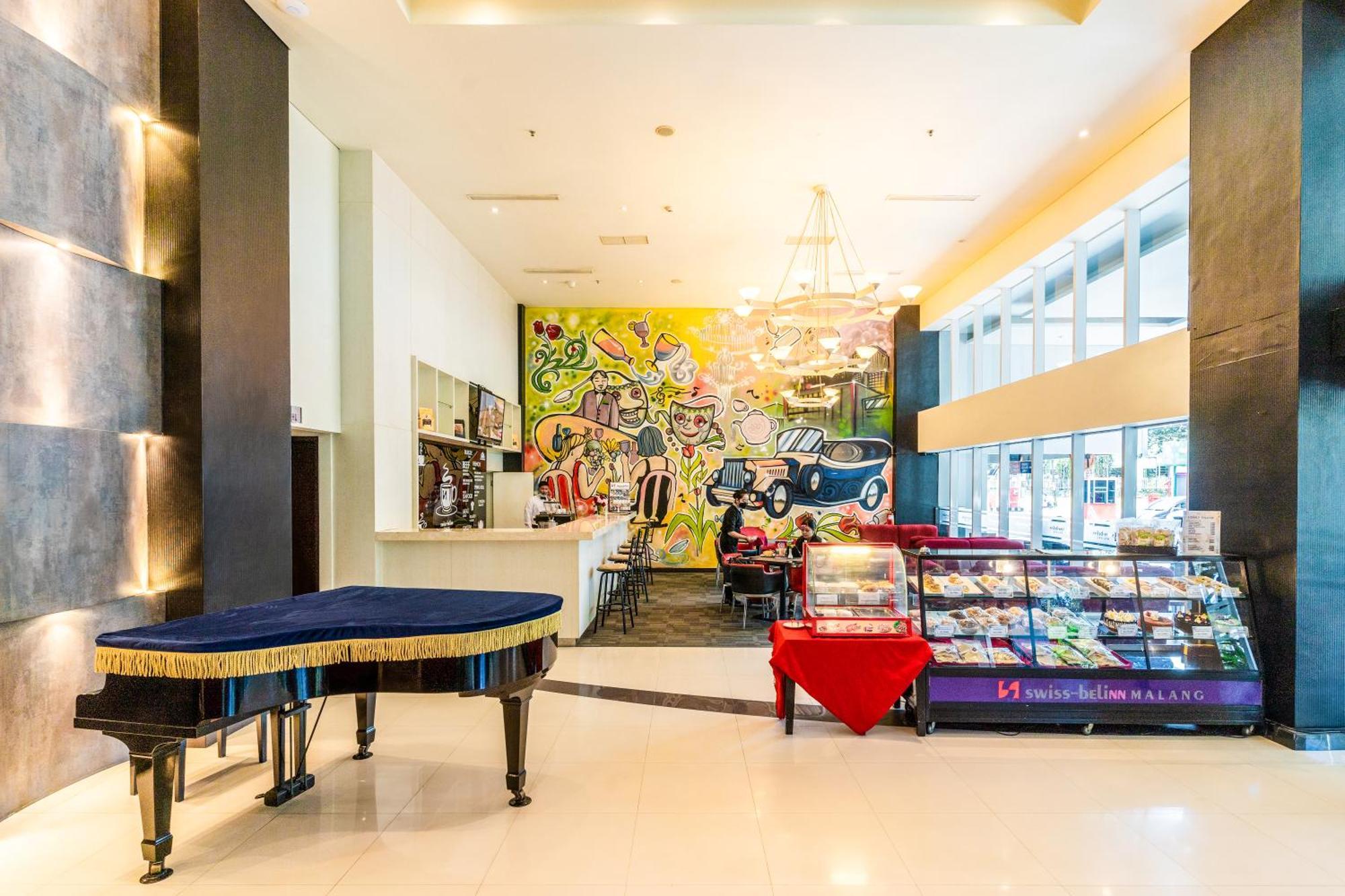 Swiss-Belinn Malang Dış mekan fotoğraf