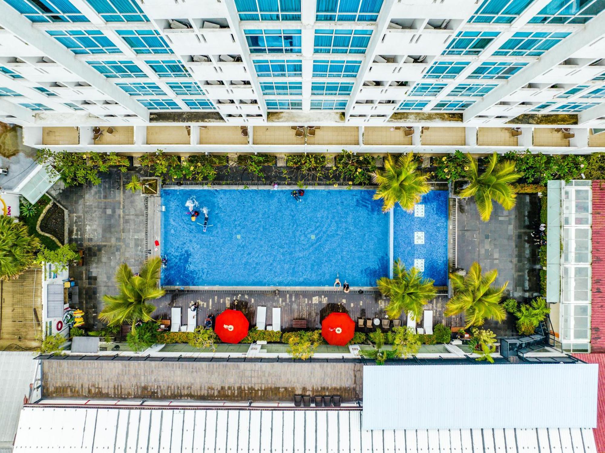 Swiss-Belinn Malang Dış mekan fotoğraf